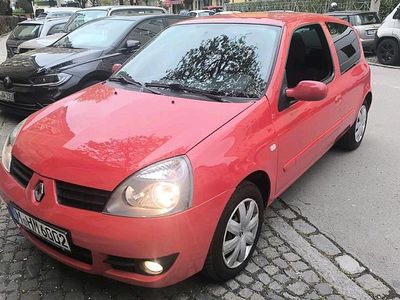 Usata Renault Clio II 58 CV (42 kW) 2007 Rosso Utilitaria
