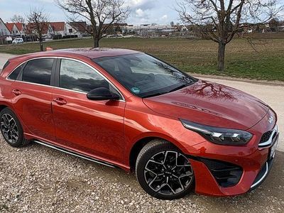 Gebraucht Kia Ceed GT-Line 140 PS (102 kW) 2024 Orange Kleinwagen