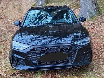 Schwarz Gebraucht 2020 Audi A4 S-Line Kombi | 27.999 € (Guter Preis)