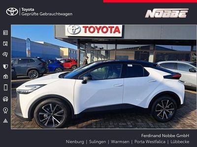 Neu Toyota C-HR Team 140 PS (102 kW) 2025 Schneeweiß/schwarz SUV