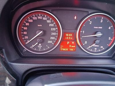 Gebraucht BMW 330 Cabriolet Exclusive 300 PS (220 kW) 2011 Cabrio