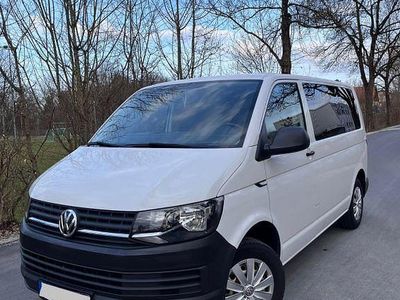 Gebraucht VW Transporter 102 PS (75 kW) 2019 Weiß Van