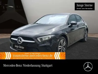 Gebraucht Mercedes A250 Style 160 PS (117 kW) 2022 Schwarz Limousine