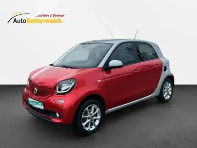 Używany Smart ForFour 90 KM (66 kW) 2019 Czerwony Hatchback