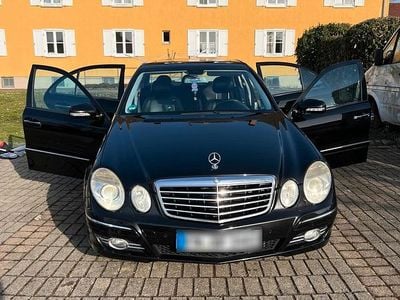 Gebraucht Mercedes E320 270 PS (198 kW) 2007 Schwarz Limousine