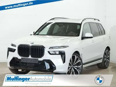 Gebraucht BMW X7 M Sport 381 PS (280 kW) 2025 Mineralweiß SUV