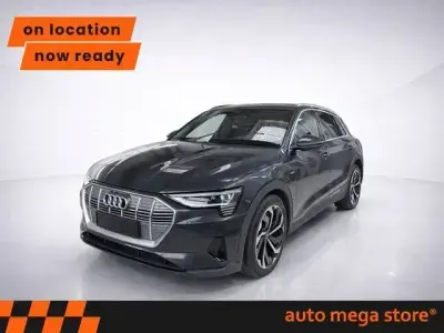 Usata Audi e-tron S-Line 300 kW (408 CV) 2021 Grigio SUV