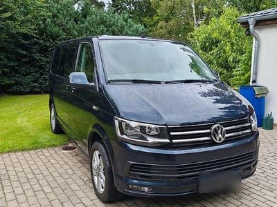 Second-hand VW Multivan 150 CP (110 kW) 2016 Albastru Monovolum