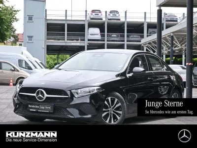 Gebraucht Mercedes A180 116 PS (85 kW) 2023 Nachtschwarz Limousine