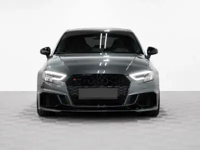Gebraucht Audi RS3 Sport 400 PS (294 kW) 2017 Grau Limousine