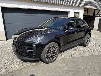 Porsche Macan S