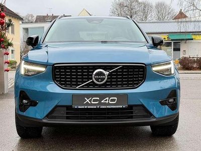 Gebraucht Volvo XC40 Ultra 163 PS (119 kW) 2025 Fjord blue / metallic SUV