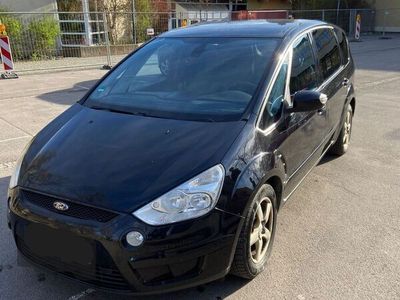 gebraucht Ford S-MAX 2.0 TDCi 140PS AHK *1.Hand* 5 Sitze PLATZWUNDER