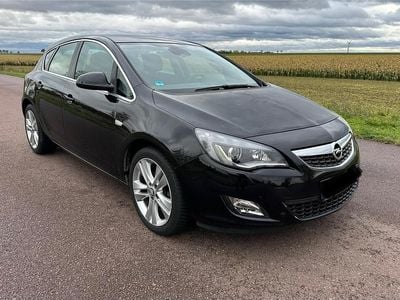 Schwarz Gebraucht 2010 Opel Astra Sport Limousine | 3.690 € (Guter Preis)