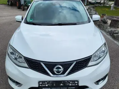 Gebraucht Nissan Pulsar N-Connecta 116 PS (85 kW) 2015 Weiß Kleinwagen