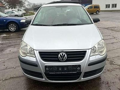 Reflexsilber metallic Gebraucht 2005 VW Polo Trendline Kleinwagen | 2.200 € (Fairer Preis)
