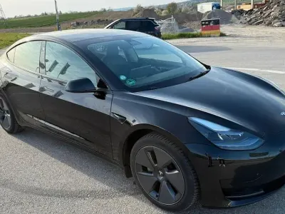 Gebraucht Tesla Model 3 RWD 283 kW (385 PS) 2023 Schwarz Limousine