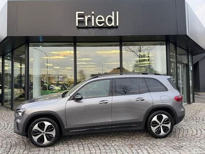 Gebraucht Mercedes GLB200 Night 150 PS (110 kW) 2024 Grau SUV