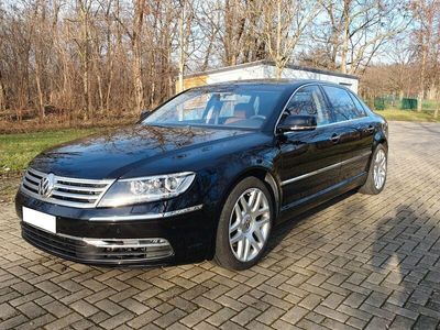 gebraucht VW Phaeton 4.2 V8 lang 4MOTION Tiptronic 4-Sitzer -