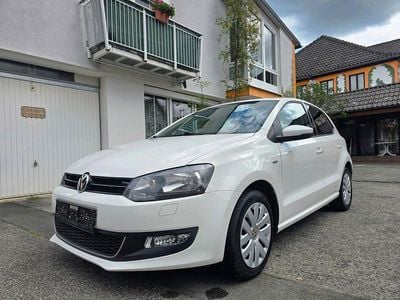 Weiß Gebraucht 2014 VW Polo Life Kleinwagen | 6.000 € (Fairer Preis)