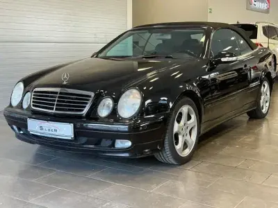 Używany Mercedes CLK200 Avantgarde 163 KM (119 kW) 2003 Czarny Kabriolet