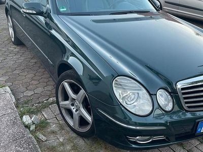 Mercedes E320