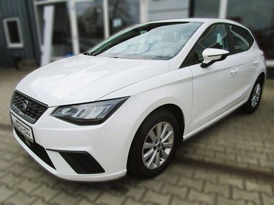 Weiß Gebraucht 2021 Seat Ibiza Style | 11.710 € (Guter Preis)