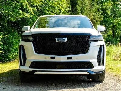 Gebraucht Cadillac Escalade 683 PS (502 kW) 2023 Weiß SUV