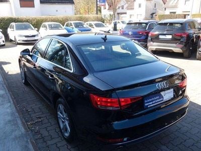 Gebraucht Audi A4 Sport 150 PS (110 kW) 2017 Schwarz Limousine