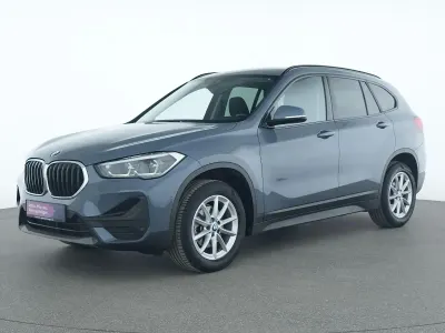 Używany BMW X1 Advantage 150 KM (110 kW) 2021 Szary SUV