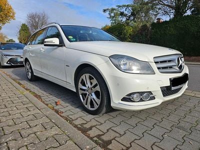 Usata Mercedes C220 Avantgarde 170 CV (125 kW) 2011 Bianco Station wagon