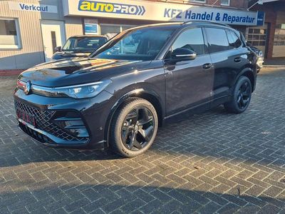 Gebraucht VW Tiguan Style 150 PS (110 kW) 2025 Schwarz SUV
