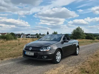 Gebraucht VW Eos 140 PS (102 kW) 2011 Braun Cabrio