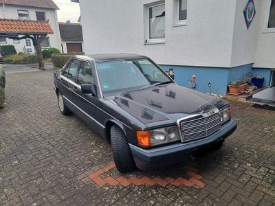 Gebraucht Mercedes 190 118 PS (86 kW) 1990 Grau Limousine