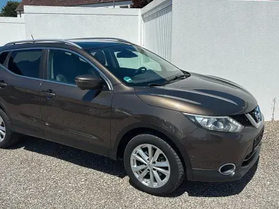 Gebraucht Nissan Qashqai 360º 131 PS (96 kW) 2015 SUV