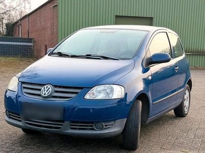 Gebraucht VW Fox 80 PS (58 kW) 2006 Blau Kleinwagen