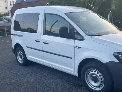 Gebraucht VW Caddy 102 PS (75 kW) 2017 Weiß Van / Kleinbus