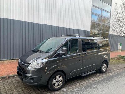 Gebraucht Ford Transit Custom 131 PS (96 kW) 2017 Braun Van / Kleinbus