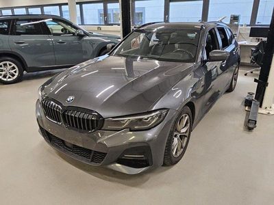 Mineralgrau metallic Gebraucht 2022 BMW 320 M Sport Kombi | 31.705 € (Fairer Preis)