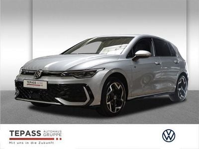 Usata VW Golf VIII R-line 150 CV (110 kW) 2026 Argento Berlina