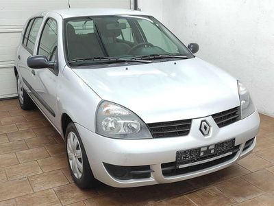 Gebraucht Renault Clio II Campus 58 PS (42 kW) 2007 Silber Kleinwagen
