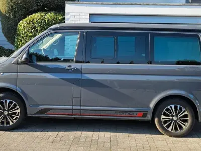 Gebraucht VW California Edition 150 PS (110 kW) 2023 Grau Van