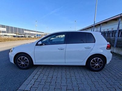 Gebraucht VW Golf V 122 PS (89 kW) 2009 Weiß Kombi
