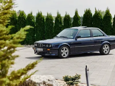 Gebraucht BMW 325 203 PS (149 kW) 1989 Blau Coupé