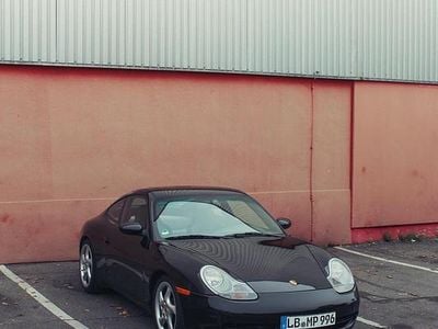 Porsche 911 Carrera 4