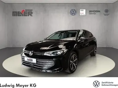 Gebraucht VW Passat Business 150 PS (110 kW) 2024 Grenadillschwarz Kombi