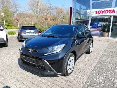 Gebraucht Toyota Aygo X Business Edition 72 PS (52 kW) 2024 Schwarz SUV
