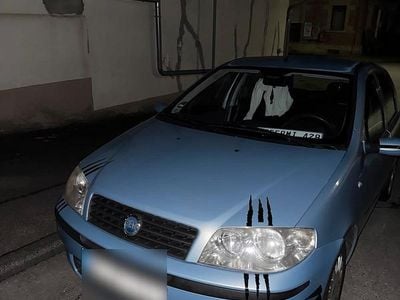 Usata Fiat Punto 89 CV (65 kW) 2005 Blu Utilitaria