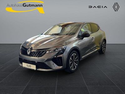 Dolomitgrau Gebraucht 2025 Renault Clio V Techno Limousine | 21.990 € (Teuer)