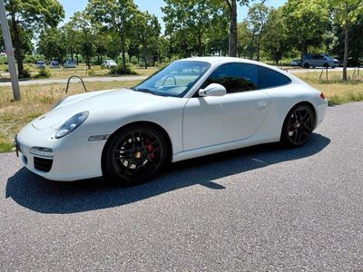 Porsche 911 Carrera